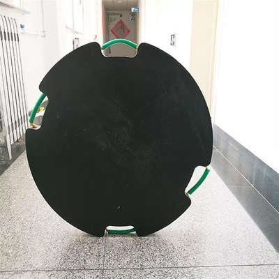 Μαύρο στρογγυλό HDPE του Jack ποδιών μαξιλάρι ζυγοστατών γερανών πιάτων πλαστικό για τους κινητούς γερανούς